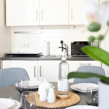 Apartment Wiesbaden Mitte, Zentral Am Park, Congresscenter 5 Min, Bahnhof 10Min Exterior photo